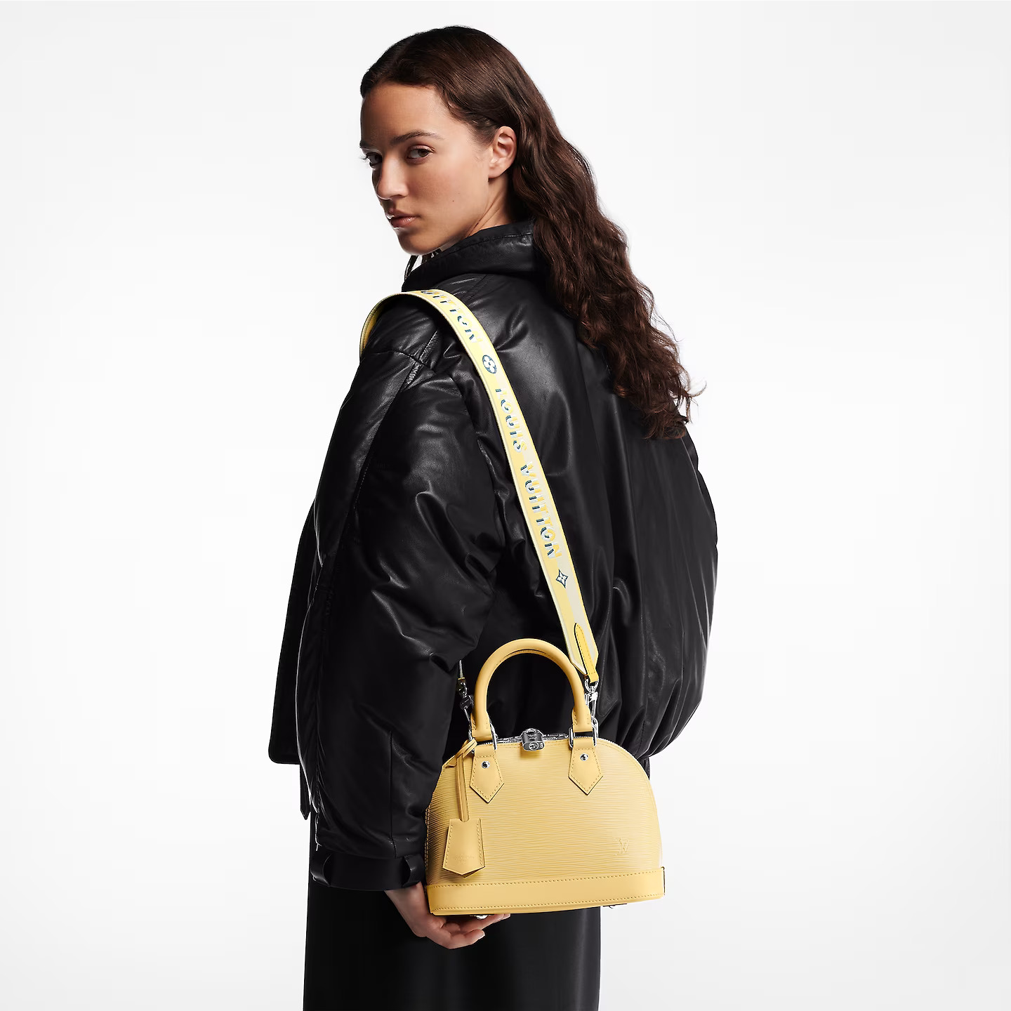 Outlet Louis Vuitton Jaune Plume Yellow M22213 Alma BB On Sale - Louis  Vuitton Outlet ®